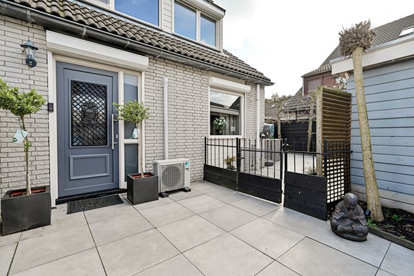 Medium property photo - Tigrisstraat 22, 3207 AN Spijkenisse